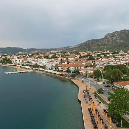 Athena's Luxury Place Apartament Agria