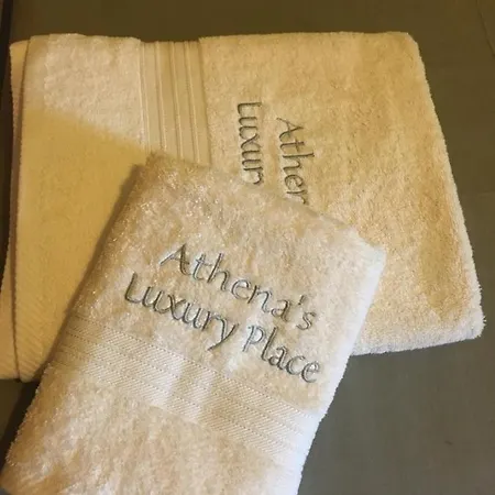 アパート Athena's Luxury Place アグリア