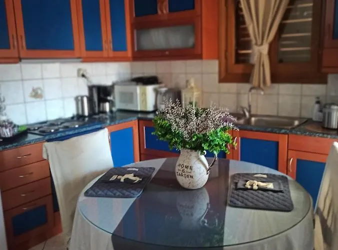 Athena's Luxury Place Apartament *