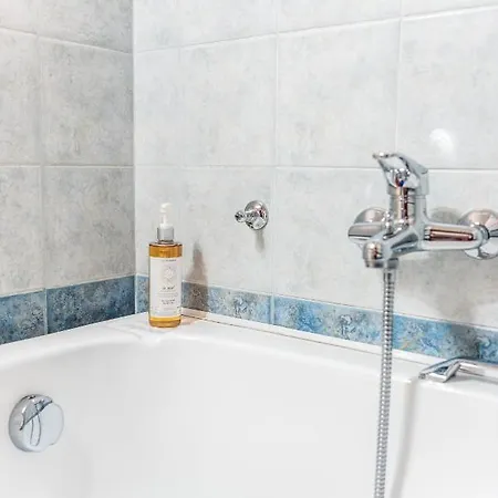 Athena's Luxury Place Apartment Agria