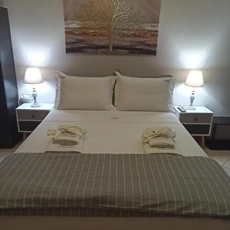 Athena's Luxury Place * Agria