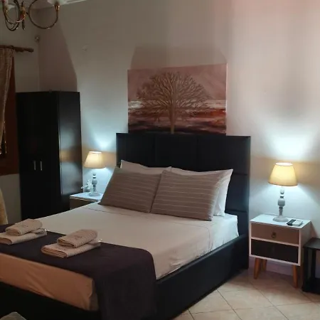 Lejlighed Athena's Luxury Place Agria