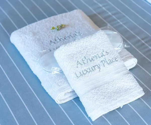 Athena's Luxury Place Агрия