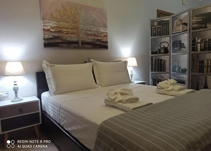 Athena's Luxury Place Агрия